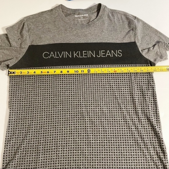 Calvin Klein Basic T Shirt size Large - Picture 4 of 5